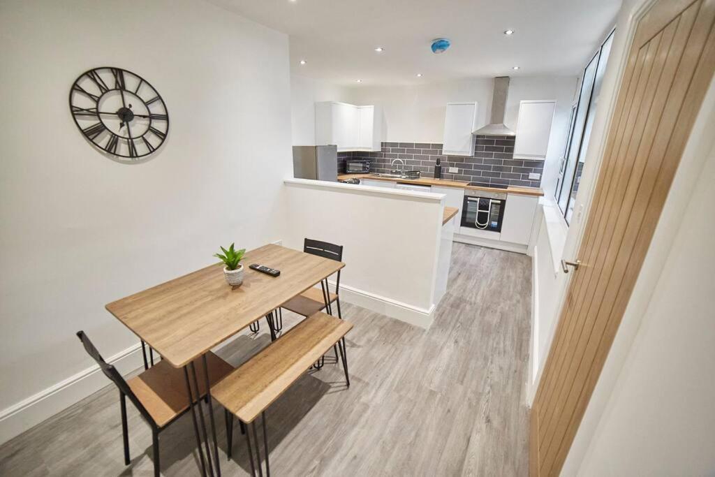 High Spec Spacious 2Bd Apt, Parking, Nr Newcastle เกทส์เฮด ภายนอก รูปภาพ