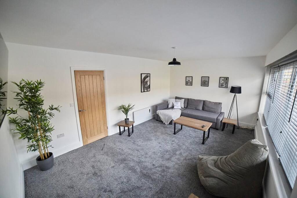 High Spec Spacious 2Bd Apt, Parking, Nr Newcastle เกทส์เฮด ภายนอก รูปภาพ